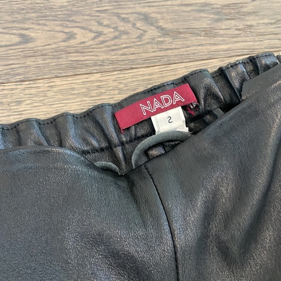 Black stretch leather biker-style leggings - Picture 2 of 4